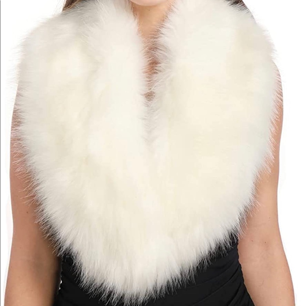 White Faux Fur Shawl/Drape/Wrap